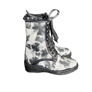 Vintage Foundry Monaris Tie-Dye Boots Size 7.5 NWT